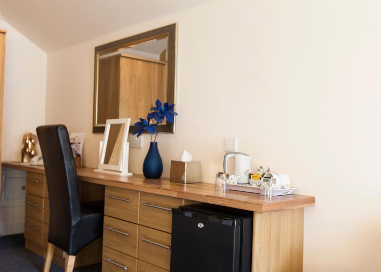 Dudsbury Golf Club - Hotel And Spa ファーンダウン エクステリア 写真