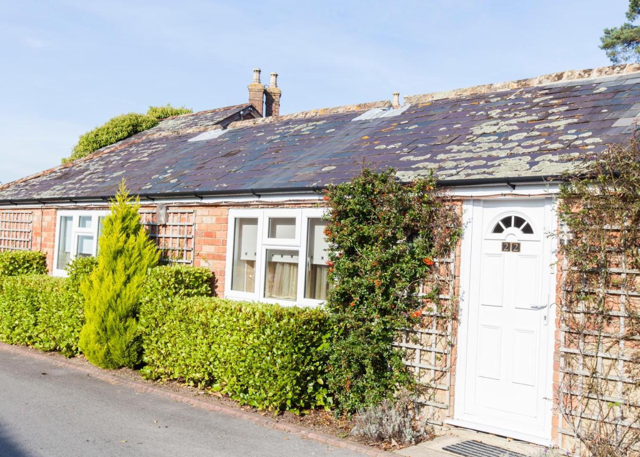 Dudsbury Golf Club - Hotel And Spa ファーンダウン エクステリア 写真